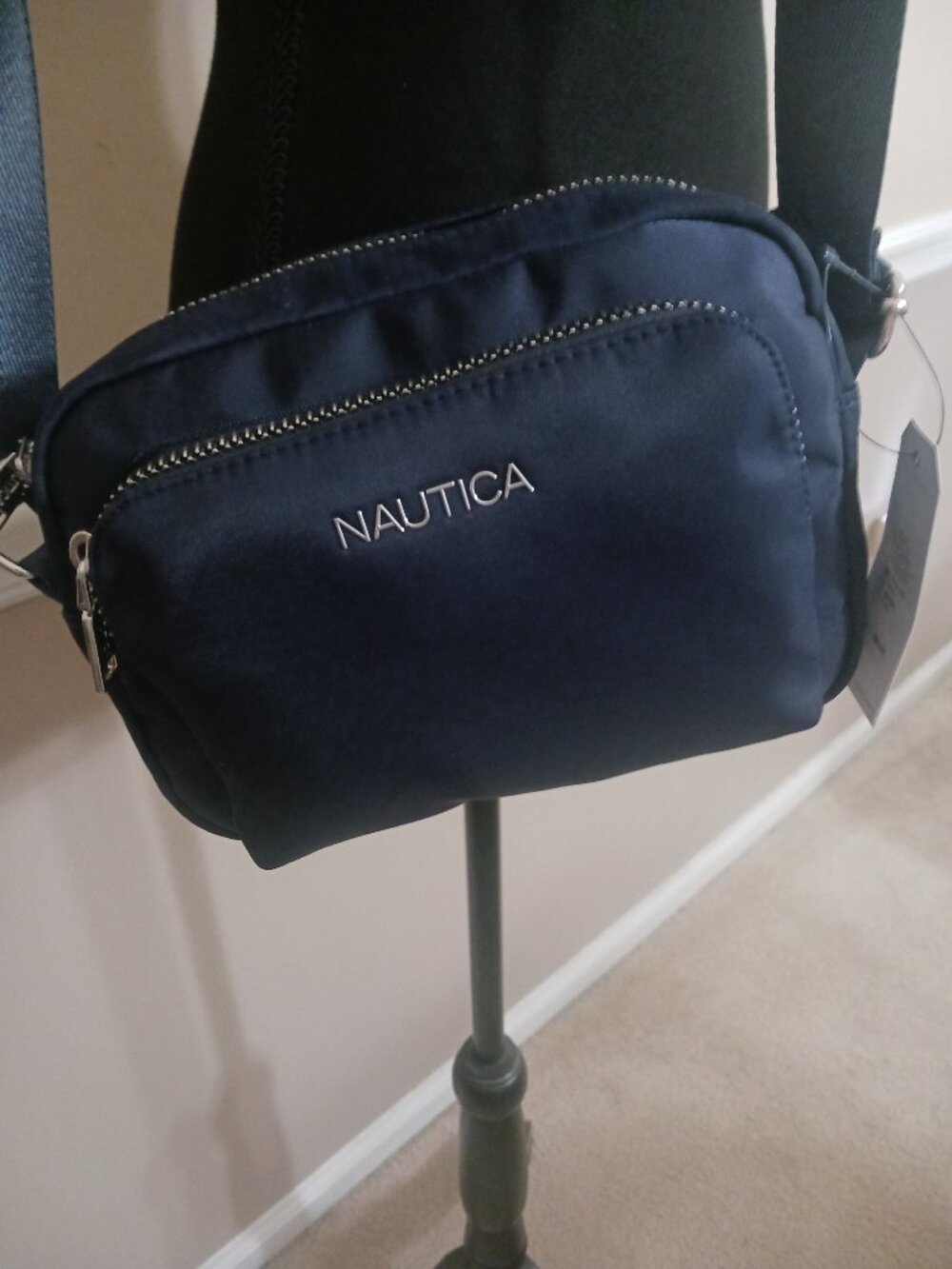 NWT Navy Blue Nautica Crossbody Nylon Adjustable Strap Purse
